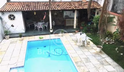Ótima casa à venda com 261,00m² e 03 quartos em Anil, Rio de Janeiro - rj