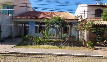 Casa de Condomínio à venda com 300,00m² e 3 quartos em Anil, Rio de Janeiro - rj