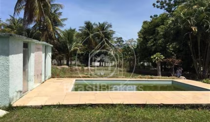 Sítio à venda com 10.000,00m² - 3 quartos em Guaratiba, Rio de Janeiro