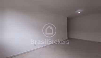 Ótimo apartamento na Taquara !!!!