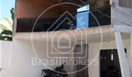 Casa à venda com 233,00m² e 5 quartos em Pechincha, Rio de Janeiro - rj