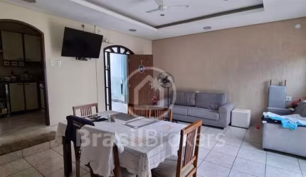 Casa à venda com 240,00m² e 3 quartos em Freguesia (Jacarepaguá), Rio de Janeiro - rj