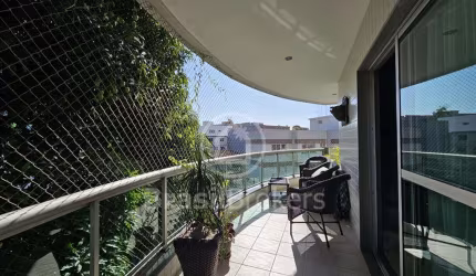 Apartamento à venda com 247,00m² e 3 quartos em Jardim Guanabara, Rio de Janeiro - rj