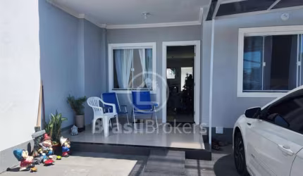 Casa à venda com 69,00m² e 2 quartos em Coqueiral, Araruama - rj