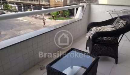 Aparatamento amplo 01 quarto, varanda, elevador 52 m²