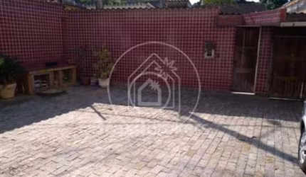 Casa tipo apartamento  à venda com 130,00m² e 3 quartos em Freguesia (Ilha do Governador), Rio de Janeiro - rj