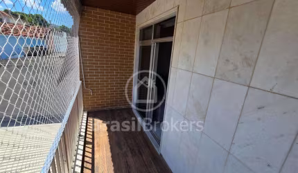 Aconchegante apartamento 2 quartos com varanda e elevador totalmente reformado