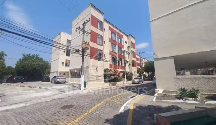 APARTAMENTO NO CONDOMINIO SANTA CRUZ - PORTUGUESA/ILHA DO GOVERNADOR