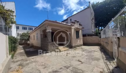 CASA LINEAR NA PRAIA DA OLARIA - COCOTÁ