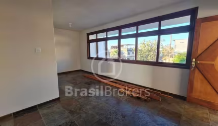 Casa à venda com 239,00m² e 5 quartos em Cacuia, Rio de Janeiro - rj