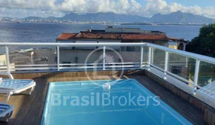 Cobertura à venda com 303,00m² e 4 quartos em Jardim Guanabara, Rio de Janeiro - rj
