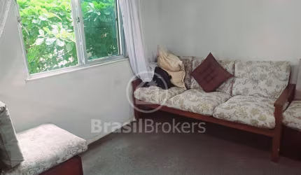 Apartamento de 4 quartos com dependência completa vistta livre no condomínio  Santos Dumont!!