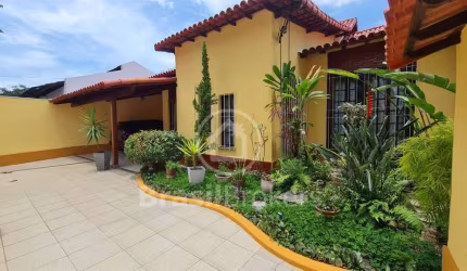 Casa à venda com 375,00m² e 4 quartos em Jardim Guanabara, Rio de Janeiro - RJ