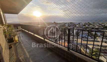 APARTAMENTO JARDIM CARIOCA EM PRÉDIO DE ALTO LUXO