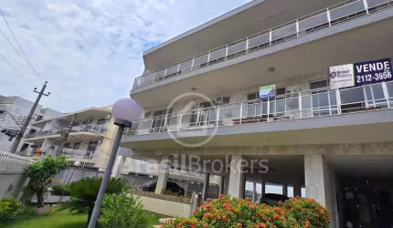 Lindo apartamento varandão 3 quartos, suíte e elevador no Quebra Côco