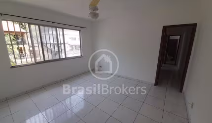 Apartamento em rua tranquila