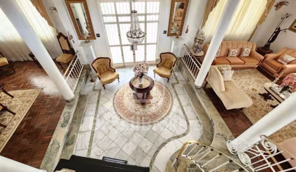 Casa com decoração clássica e atemporal. Simplesmente MARAVILHOSA!!