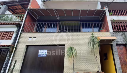 Ótima casa geminada com vista panorâmica