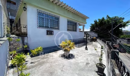 Casa à venda com 248,00m² e 2 quartos em Bancários, Rio de Janeiro - rj