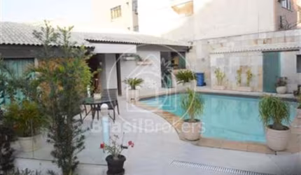 Casa à venda com 289,00m² e 4 quartos em Jardim Guanabara, Rio de Janeiro - rj