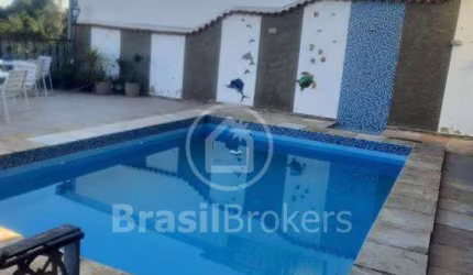 Casa à venda com 480,00m² e 4 quartos em Bancários, Rio de Janeiro - rj