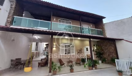 Casa à venda com 365,00m² e 4 quartos em Jardim Carioca, Rio de Janeiro - RJ