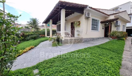 Casa à venda com 153,00m² e 4 quartos em Jardim Guanabara, Rio de Janeiro - rj