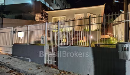 EXCELENTE CASA LINEAR JARDIM GUANABARA