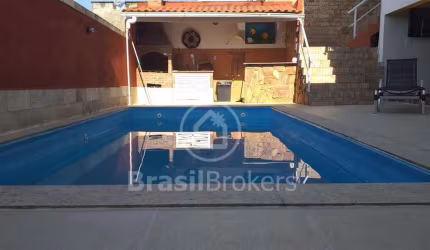 Casa à venda com 253,00m² e 5 quartos em Jardim Guanabara, Rio de Janeiro - rj