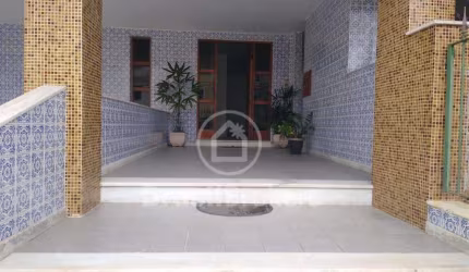 Apartamento à venda com 170,00m² e 3 quartos em Pitangueiras, Rio de Janeiro - rj