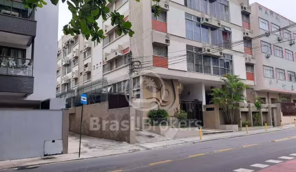 EXCELENTE APARTAMENTO DE 2 QUARTOS PRÓXIMO A PRAÇA DO GREGO