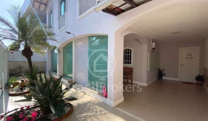 Casa à venda com 272,00m² e 5 quartos em Jardim Guanabara, Rio de Janeiro - rj