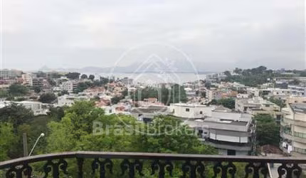 Apartamento 4 quartos, sendo 3 suítes