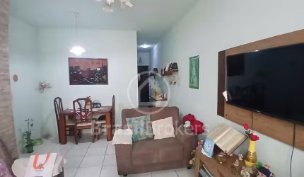 Apartamento bem localizado