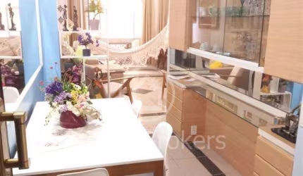 Apartamento de 2 quartos na Nossa Senhora de Copacabana