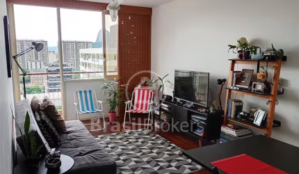 Apartamento Duplex em Botafogo