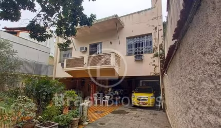 Casa à venda com 404,00m² e 5 quartos em Santa Teresa, Rio de Janeiro - rj