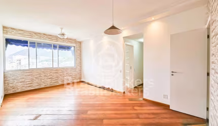 Apartamento à venda com 77m², 2 quartos no  Leme, Rio de Janeiro - RJ