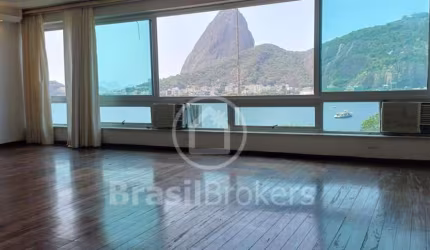 Apartamento à venda de 3 quartos na Av. Rui Barbosa
