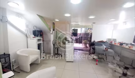 Loja à venda com 47 m² e mezanino em Ipanema