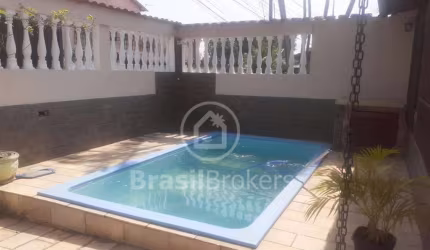 Casa à venda com 61,00m² e 3 quartos em Iguaba Grande, Iguaba Grande - rj
