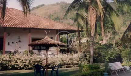 Casa à venda com 450,00m² e 4 quartos em Flamengo, Maricá - rj