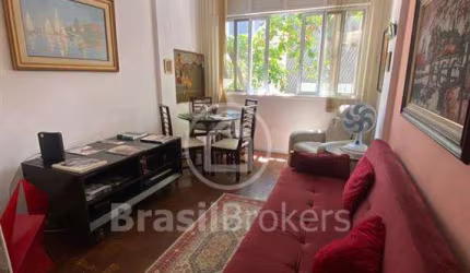 Apto sala e quarto Ipanema!