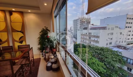 Leblon, 3 quartos, 2 suites, 2 vagas, predio exclusivo, 1 por andar, 153m2.