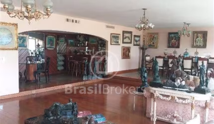 Apartamento à venda com 254,00m² e 4 quartos em Leblon, Rio de Janeiro - rj