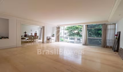 Apartamento à venda com 297m² e 4 quartos em Leblon, Rio de Janeiro - RJ