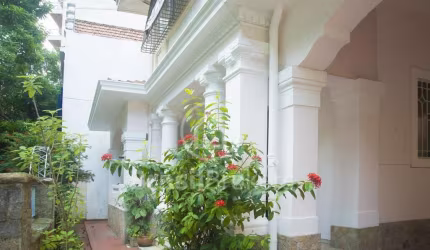 Casa à venda com 483,00m² e 6 quartos em Urca, Rio de Janeiro - rj