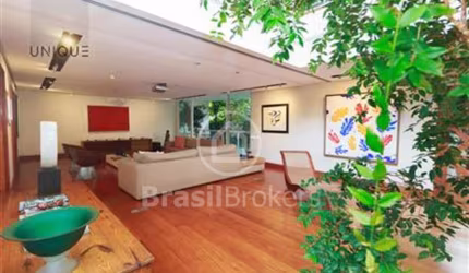 Casa à venda com 1300,00m² e 6 quartos em Leblon, Rio de Janeiro - rj
