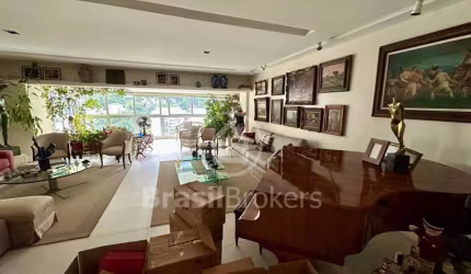 Apartamento de 5 Quartos com 207m² no Condomínio Village