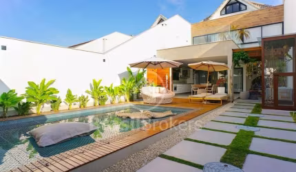 Casa de Condomínio à venda com 314,00m² e 6 quartos Rio Mar - Barra da Tijuca